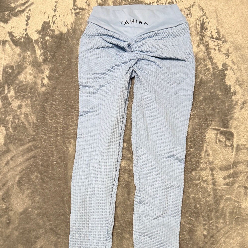 Tahira baby blue waffle comb leggings